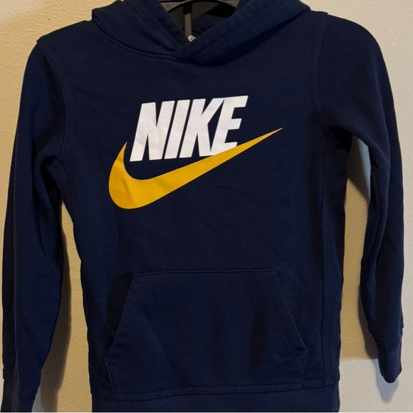 Nike Kids Sweatsuit set in Navy and Yellow - Picture 4 of 6